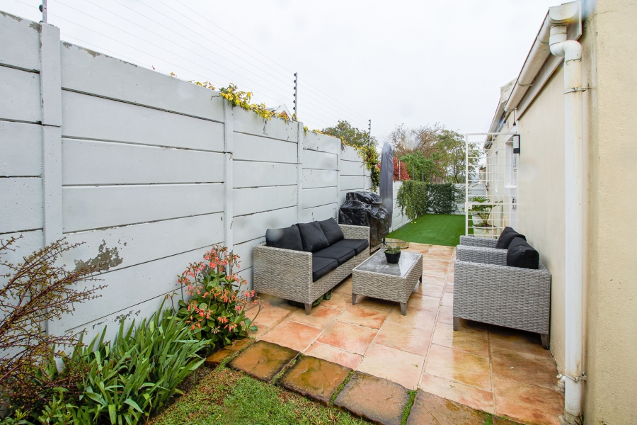 2 Bedroom Property for Sale in Goedemoed Western Cape